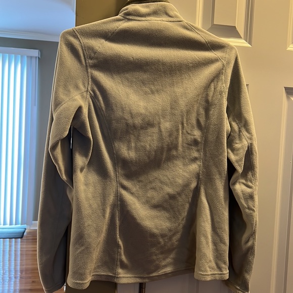 The North Face Fleece | Partial Zip | Medium | Like New - Picture 3 of 5